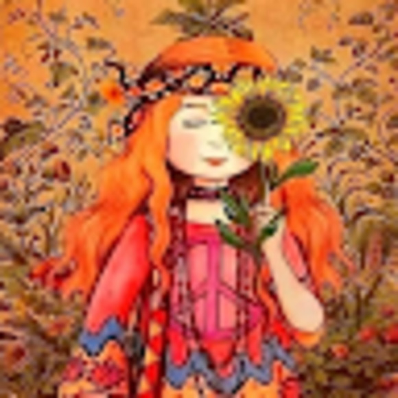 Meet your Posher, Danielle - Picture 1 of 1